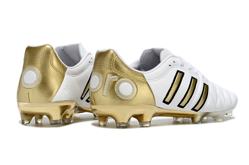 Chuteira Adidas Campo Adipure 11Pro FG - Branco e Dourado