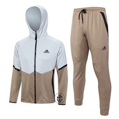 Conjunto Adidas Sportswear Tech Fleece – Marrom e Branco